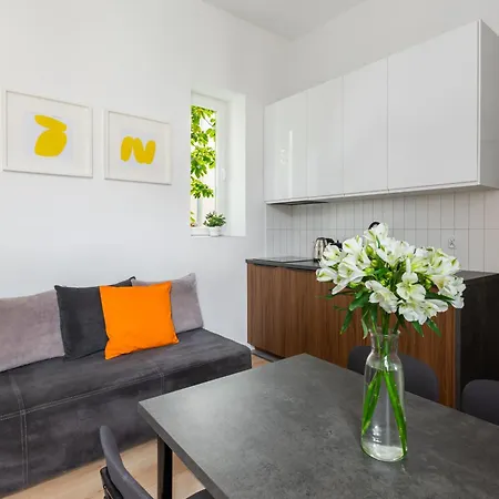 Apartman Native Lazarza 3 *
